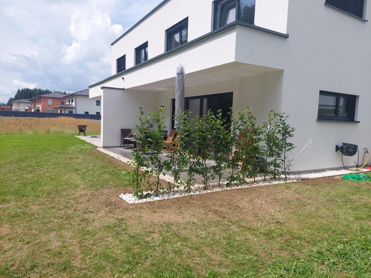 Pr Apartment Lenzing Exterior photo
